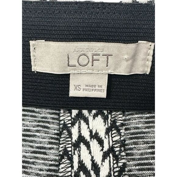 LOFT Black & White Stretch Elastic Waist Cotton Blend Mini Skirt Women’s Size XS - Picture 3 of 5